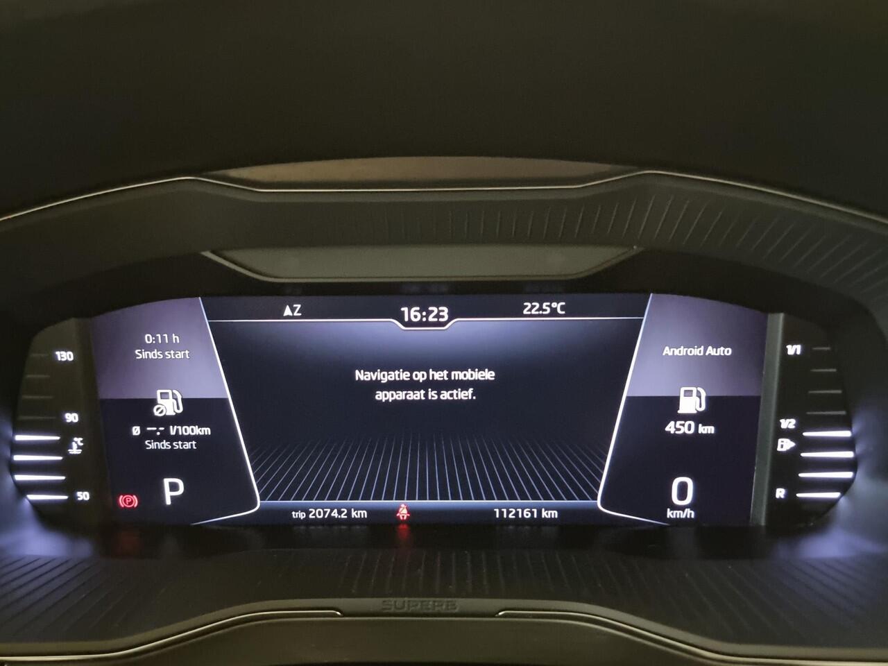 Skoda SUPERB Combi 1.5 TSI ACT Business Edition | Apple CarPlay / Android Auto navigatie | Elektrische achterklep | Stoelverwarming |