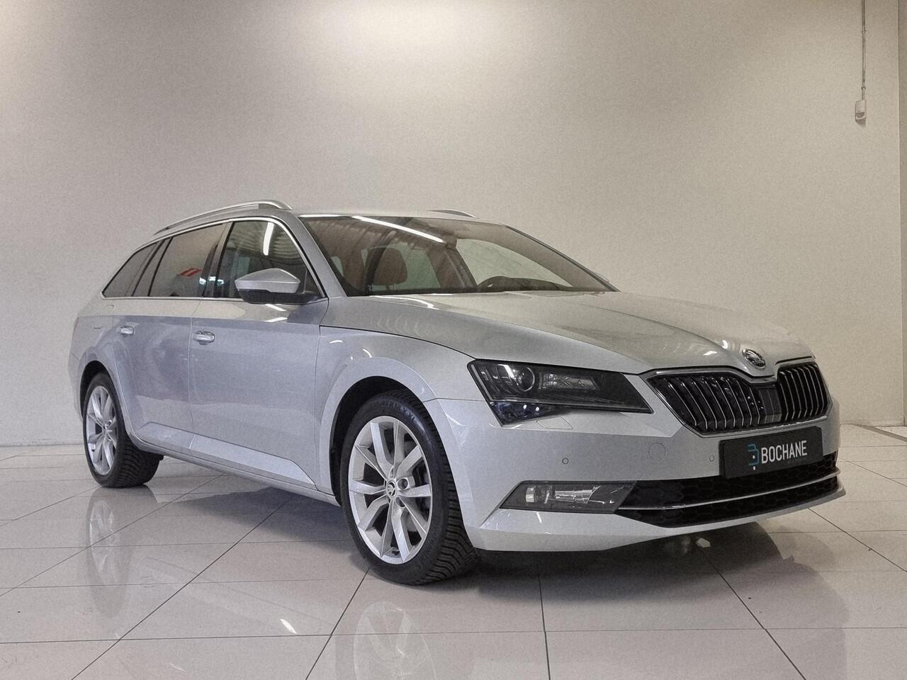 Skoda SUPERB Combi 1.5 TSI ACT Business Edition | Apple CarPlay / Android Auto navigatie | Elektrische achterklep | Stoelverwarming |