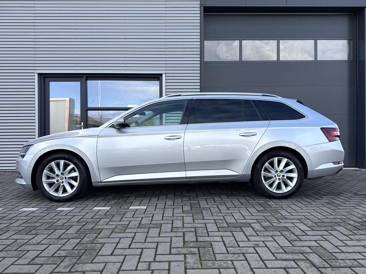 Skoda SUPERB Combi 1.5 TSI ACT Style Business Automaat ?Panoramadak ?Bi-Xenon ?Navigatie Full Map ?Vol Leder ?Apple Carplay & Android Auto ?Comfortstoelen met geheugen ?Elektrische A.Klep ?Climate ?Cruise ?Stoelverwarming ?Parkeersensoren ?Lichtmetaal 17"