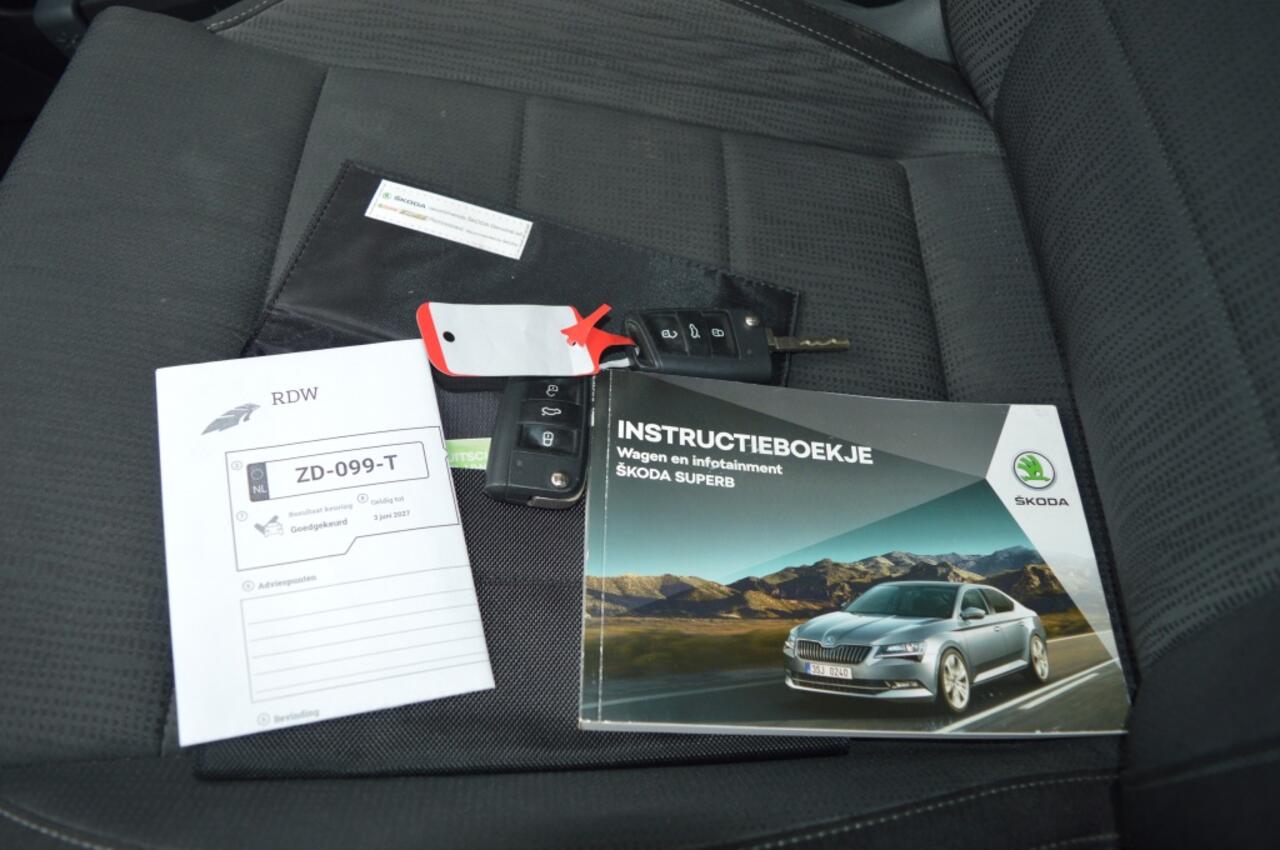 Skoda SUPERB ACT/PANORAMADAK/NAVI/XENON/P 1.5 TSI ACT Amb. Bns