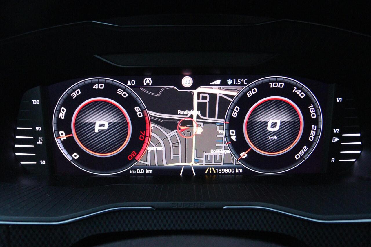 Skoda SUPERB COMBI 1.5 TSI DSG AUT. ACT SPORTLINE BUSINESS | PANO | VIRT. COCKPIT | CARPLAY | CANTON | TREKHAAK | ACC | XENON