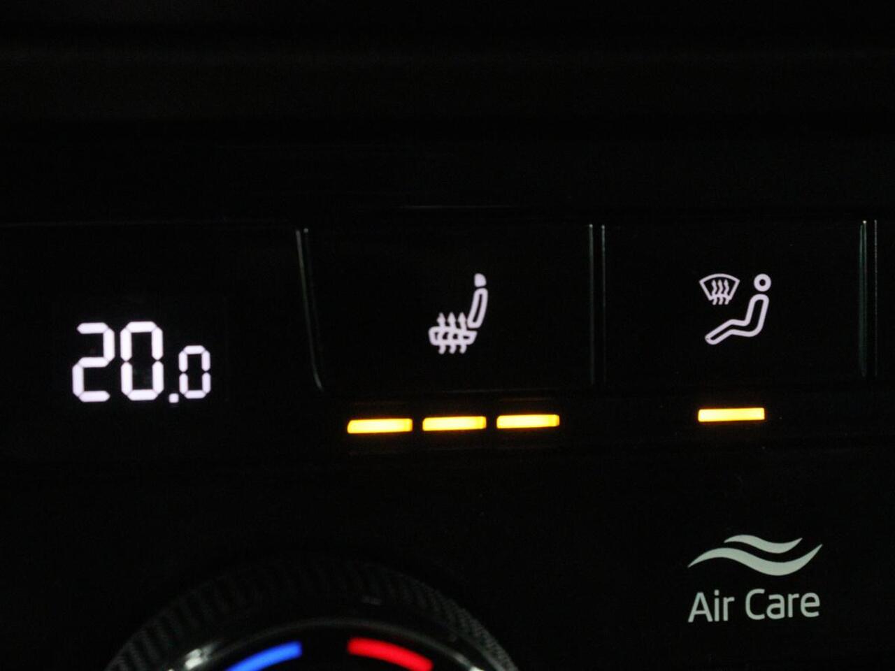 Skoda SUPERB 1.4 TSI iV Laurin & Klement | Leder | Trekhaak | Adaptive cruise | Stoelverwarming | Canton Sound | Navigatie | Memory | Full LED | Keyless | Carplay | PHEV