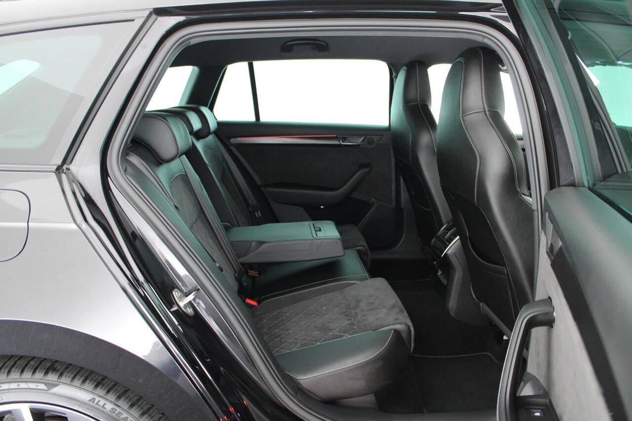 Skoda SUPERB Combi 1.4 TSI 204pk iV PHEV Sportline Business Camera Navigatie Drive Select Memory