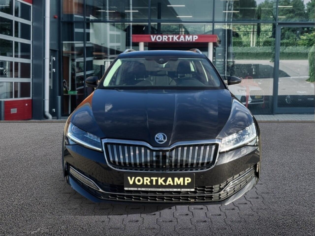 Skoda SUPERB 1.4 TSI DSG STYLE IV CAMERA/NAVI/CARPLAY/ACC/E-KLEP/STOELVERW