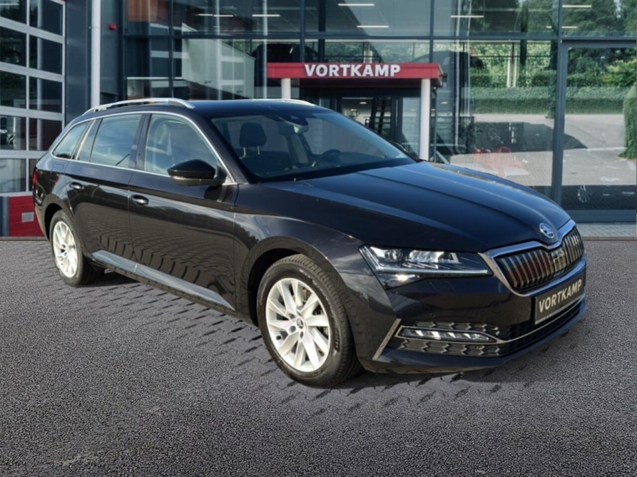 Skoda SUPERB 1.4 TSI DSG STYLE IV CAMERA/NAVI/CARPLAY/ACC/E-KLEP/STOELVERW