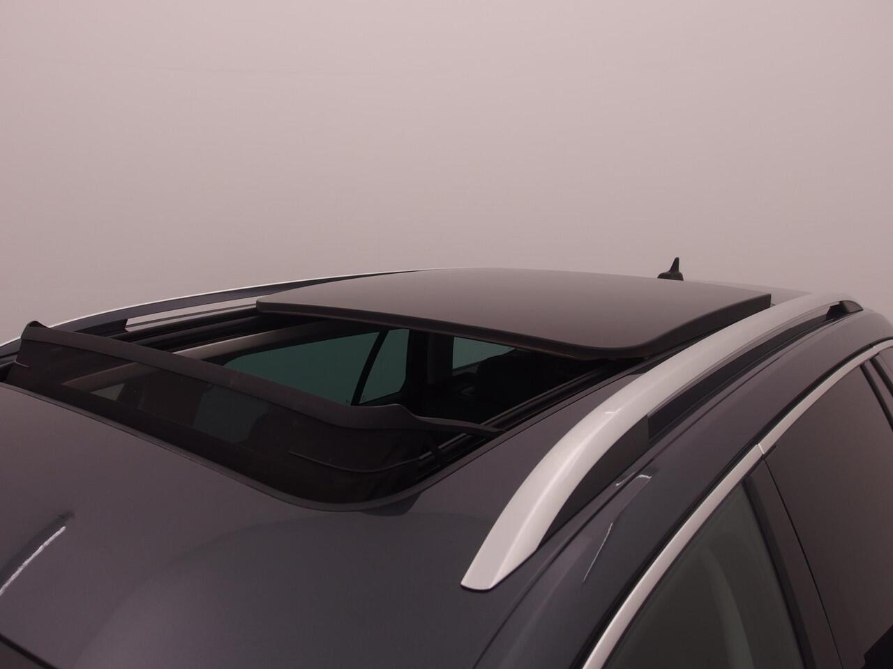 Skoda SUPERB Combi 1.5 TSI ACT Business Edition AUTOMAAT / PANORAMADAK / FULL LED / CAMERA / KEYLESS / ALCANTARA / CARPLAY / CRUISE / NL-AUTO