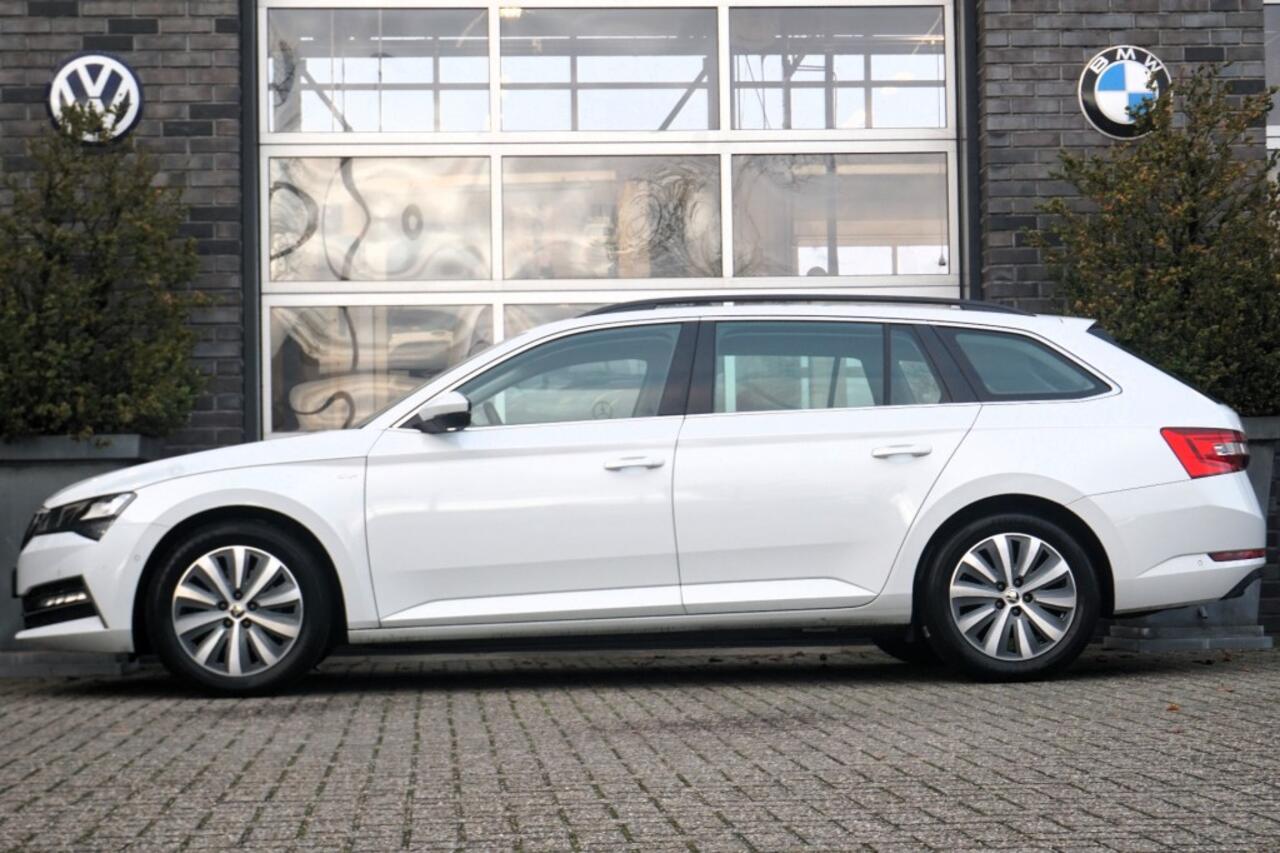 Skoda SUPERB COMBI 1.4 TSi IV PHEV - VIRTU - STUURVERW. - AD. CRUISE