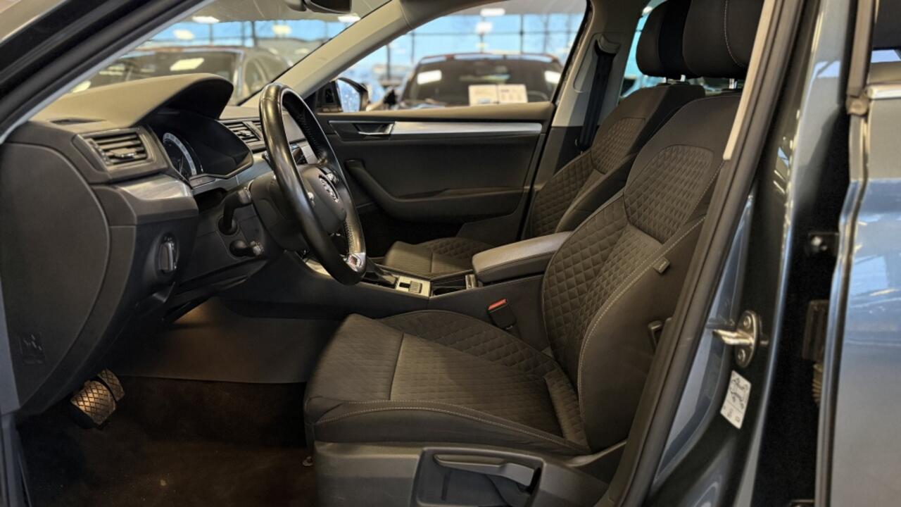 Skoda SUPERB Combi 1.4 TSI iV | Navi | Climate | Cruise