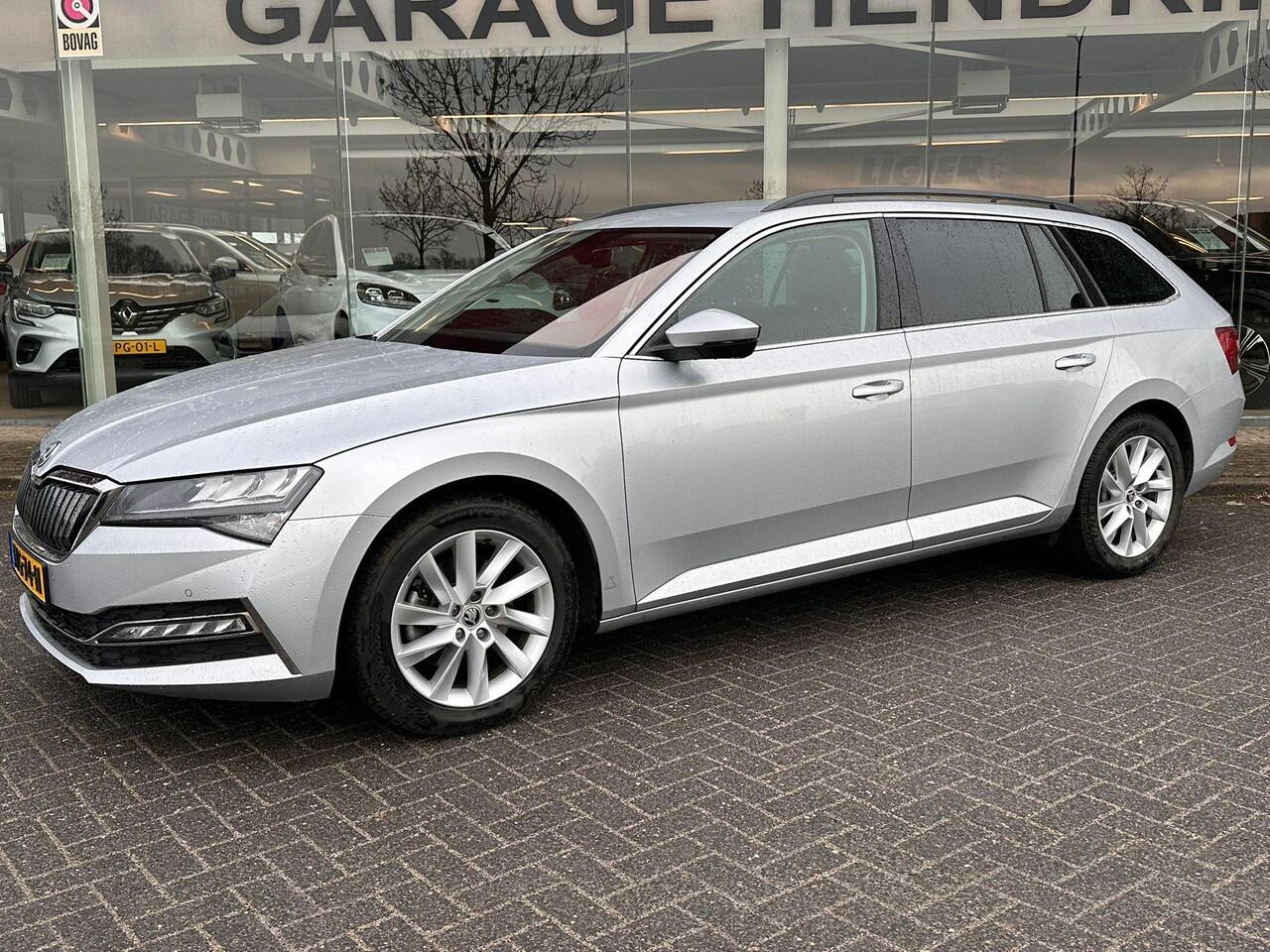 Skoda SUPERB Combi 1.4 TSI iV Business Edition Plus | Memory Seat | Cruise Cpmtrol | Climate | Camera | R u i m t e ! |