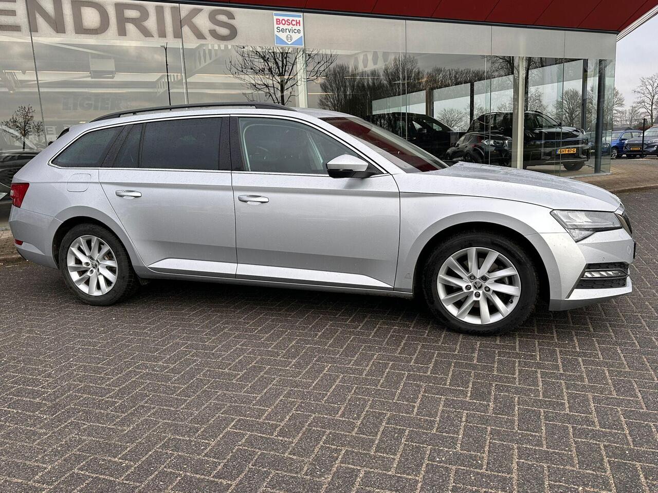 Skoda SUPERB Combi 1.4 TSI iV Business Edition Plus | Memory Seat | Cruise Cpmtrol | Climate | Camera | R u i m t e ! |