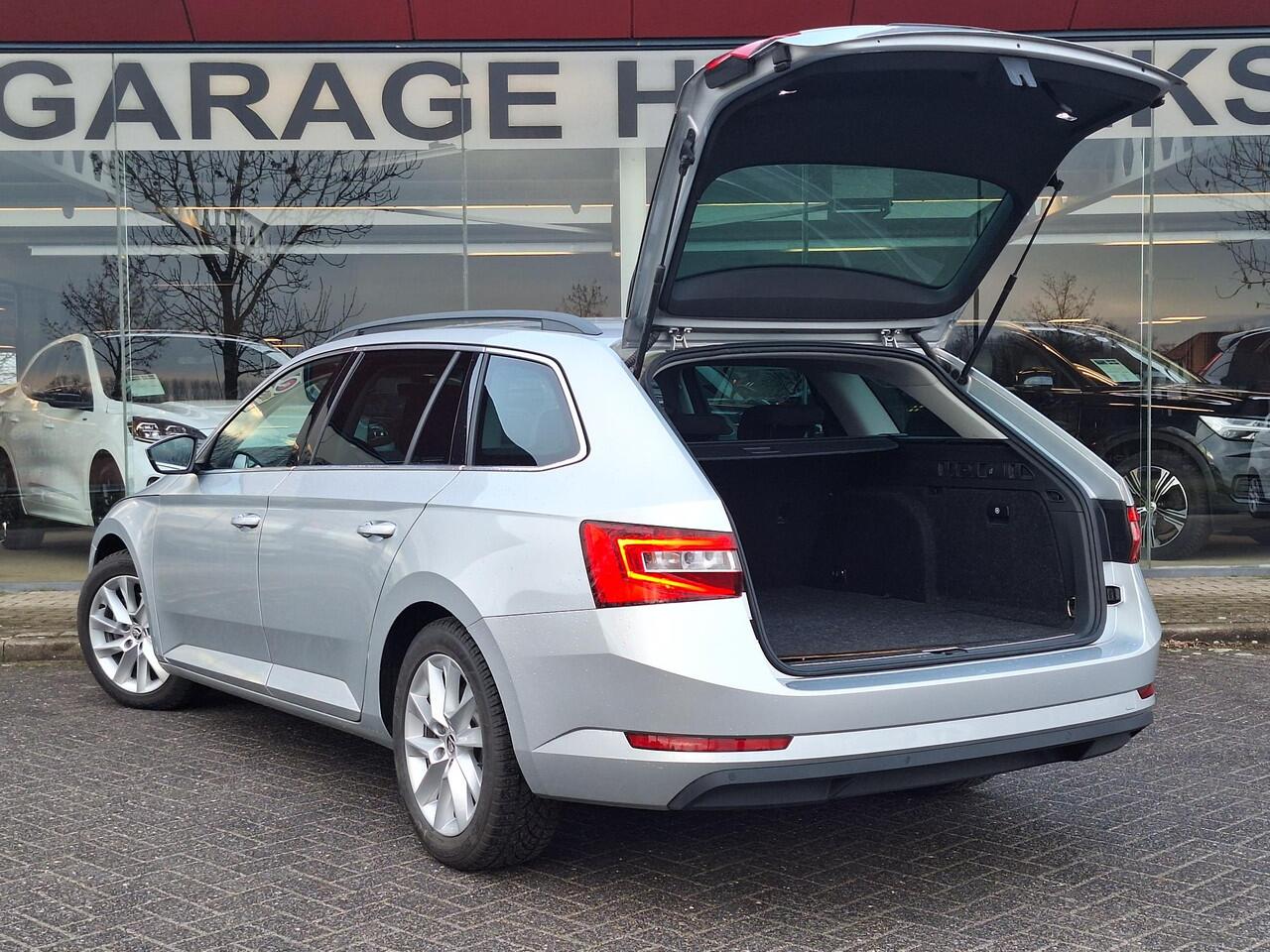 Skoda SUPERB Combi 1.4 TSI iV Business Edition Plus | Memory Seat | Cruise Cpmtrol | Climate | Camera | R u i m t e ! |