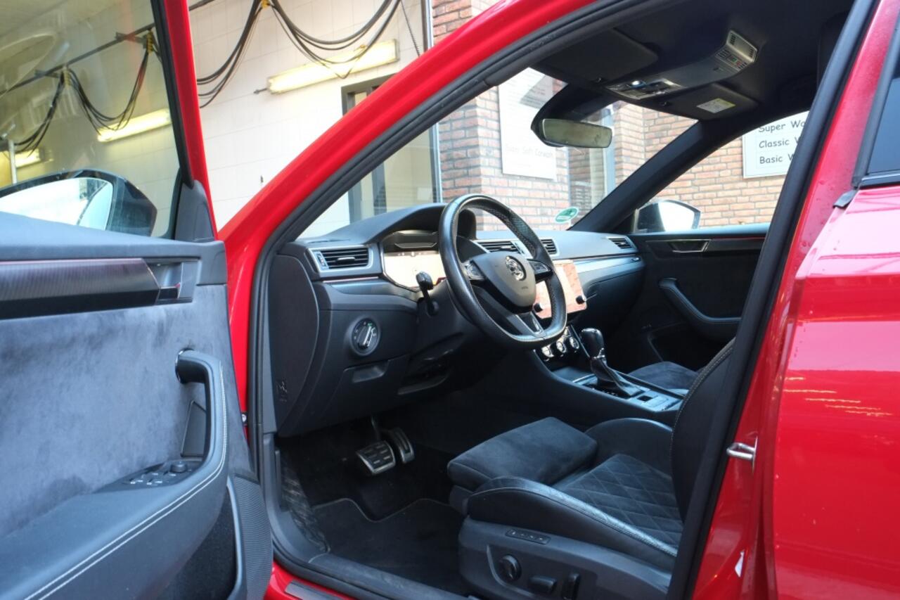 Skoda SUPERB 1.5 TSI 150pk Automaat, Sportline, Trekhaak