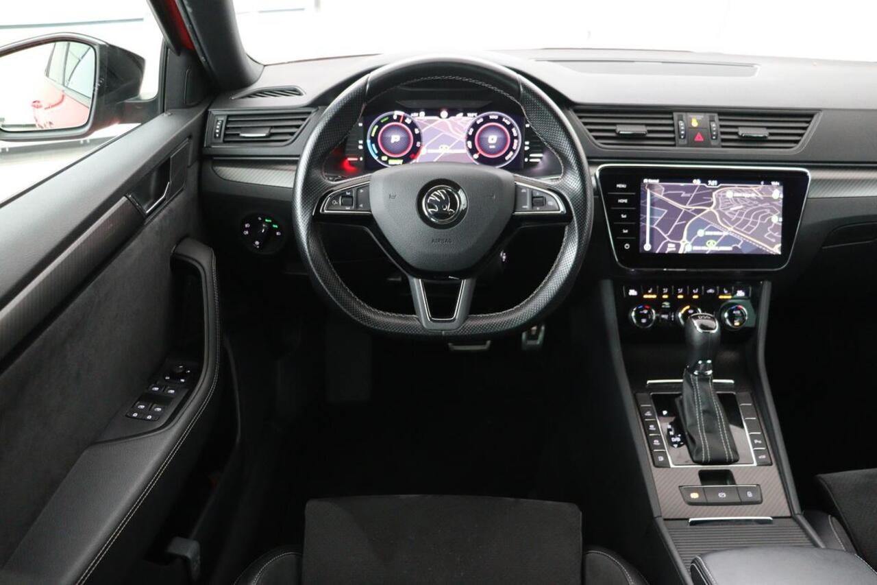 Skoda SUPERB 1.4 TSI iV Sportline | Trekhaak | Stoelverwarming | Matrix LED | Virtual Cockpit | Camera | Alcantara | Canton sound | Memory | Carplay | Navigatie | PHEV