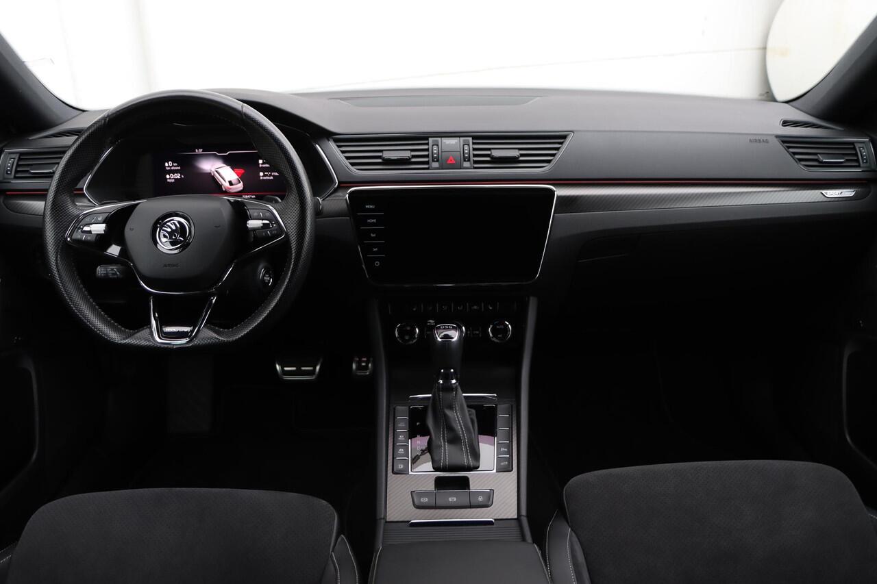 Skoda SUPERB Combi 1.4 TSI iV Sportline Business 218pk DSG6