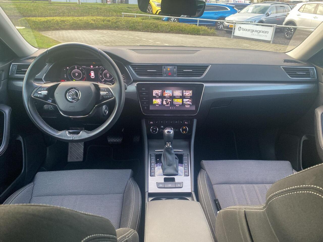 Skoda SUPERB Combi 1.4 TSI iV Business Edition Plus | 218Pk | Trekhaak | ACC | DCC | Elek. klep |