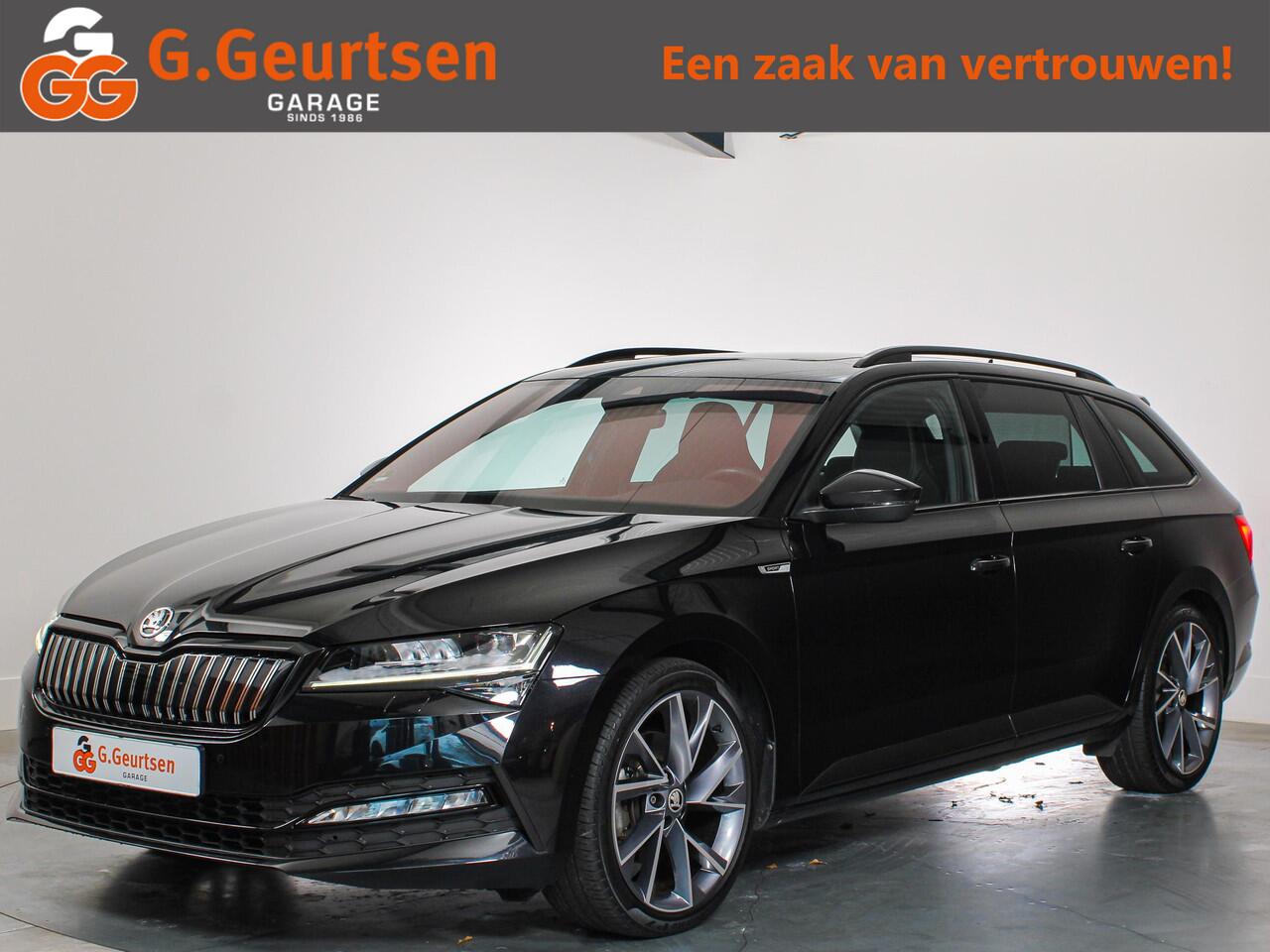 Skoda SUPERB Combi 1.4 TSI iV Sportline Black Edition Panoramadak, LED, Sportstoelen, Alcantara, Memory, Camera