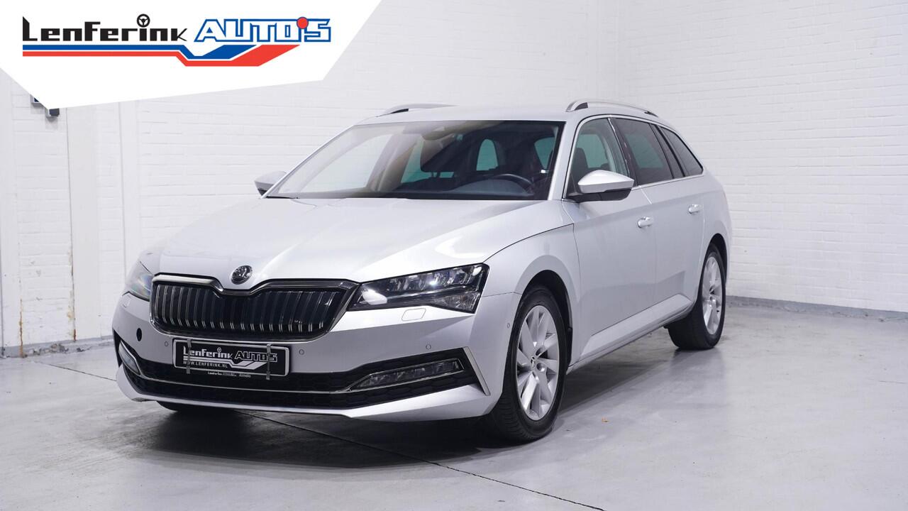 Skoda SUPERB Combi 1.4 TSI iV Style Navi Leder/alcantara Camera Stoel- en voorruitverwarming Apple Carplay Clima
