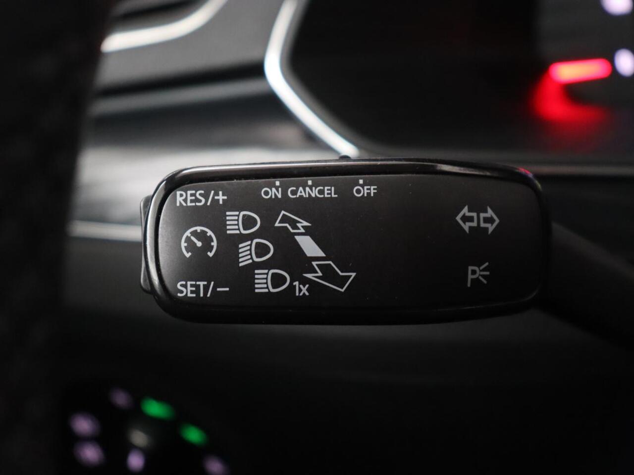 Skoda SUPERB 1.4 TSI iV Business Edition | Leder/Alcantara | Stoelverwarming | Canton Sound | Memory | Virtual Cockpit | Carplay | Camera | Navigatie | Cruise control | PHEV | Plug In