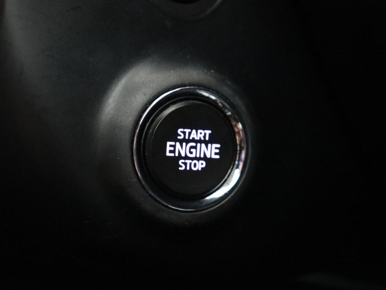 Skoda SUPERB 1.4 TSI iV Business Edition | Leder/Alcantara | Stoelverwarming | Canton Sound | Memory | Virtual Cockpit | Carplay | Camera | Navigatie | Cruise control | PHEV | Plug In