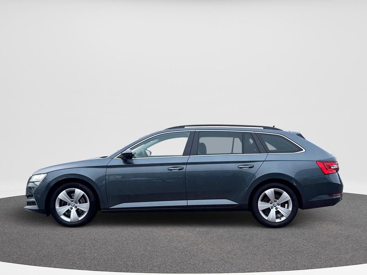 Skoda SUPERB Combi 1.4 TSI iV Business Edition | PHEV | 218 pk | Stoelverwarming | PDC | Privacy glas | DCC | SOH 92% |