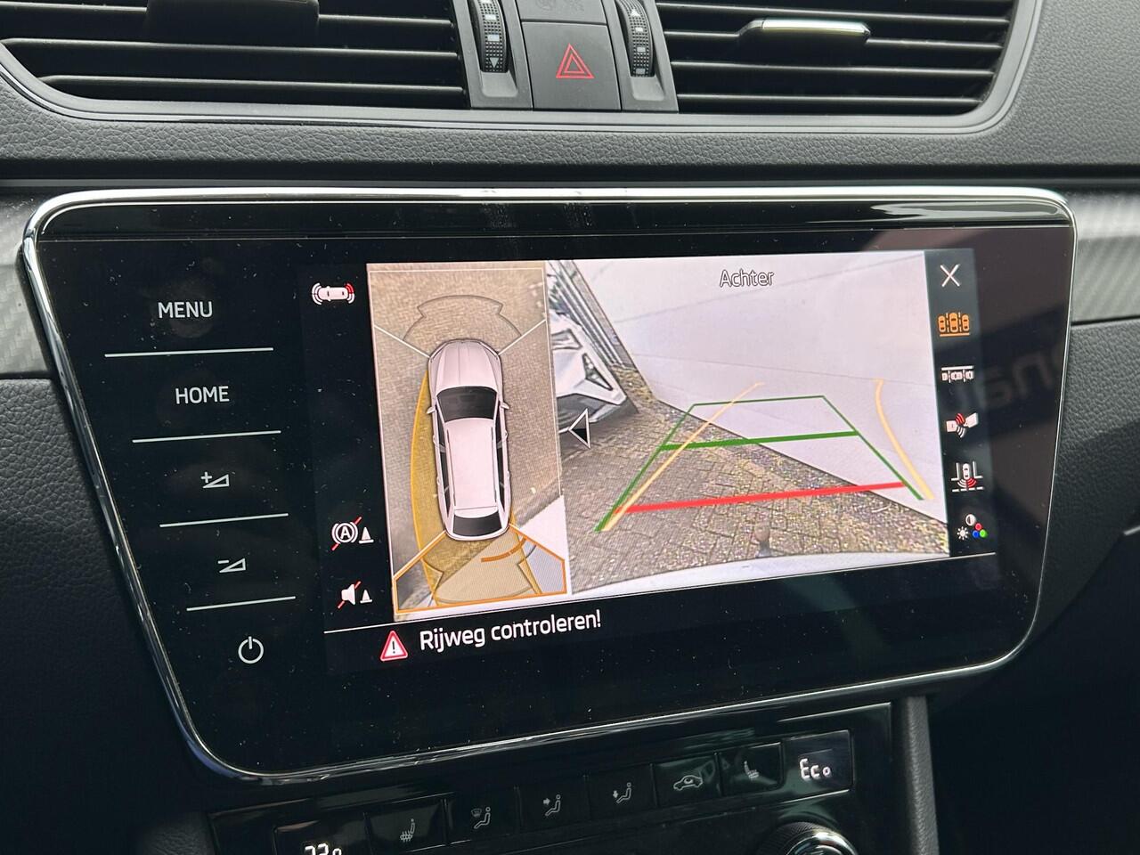 Skoda SUPERB Combi 1.4 TSI iV Sportline Business | Schuif/Kantel-Dak | Canton Audio | Voor+Achter-Stoelen Verwarmd | Trekhaak