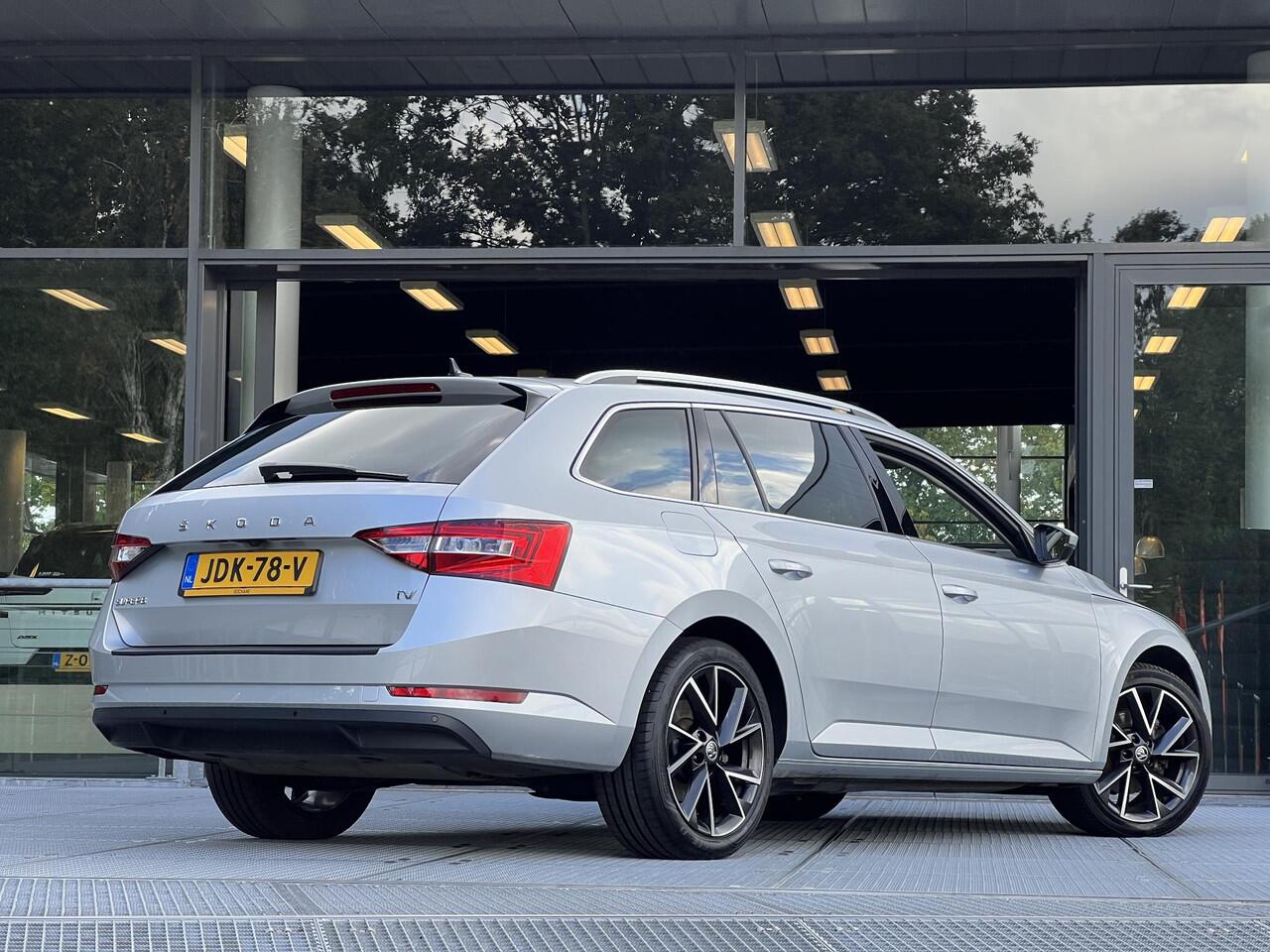 Skoda SUPERB Combi 1.4 TSI iV Business Edition Plus 218PK | Camera | Apple Carplay | Adaptieve Cruise Control | Stuur-en stoelverwarming