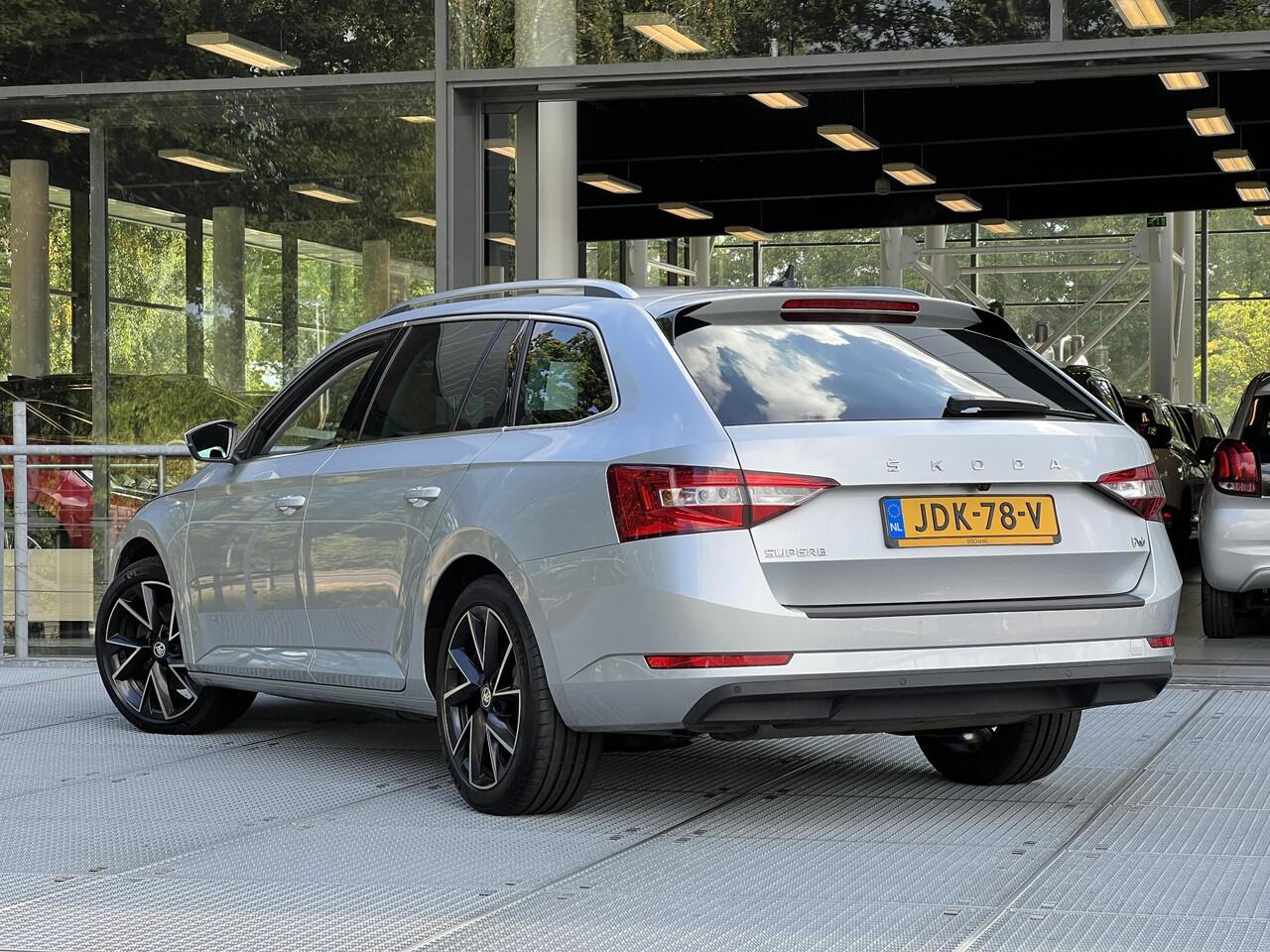 Skoda SUPERB Combi 1.4 TSI iV Business Edition Plus 218PK | Camera | Apple Carplay | Adaptieve Cruise Control | Stuur-en stoelverwarming