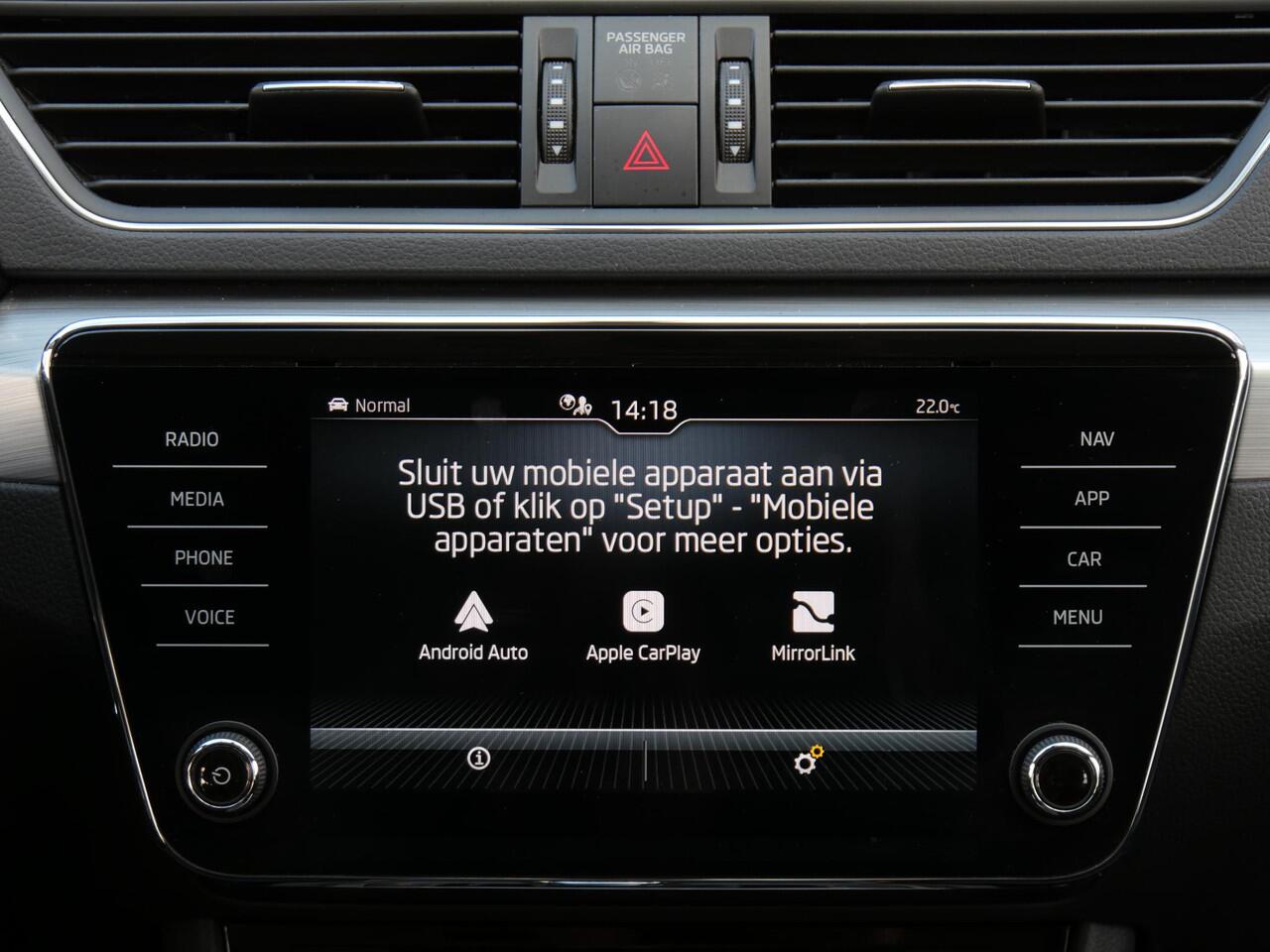 Skoda SUPERB COMBI 1.4TSI iV BUSINESS EDITION PLUS/ CAMERA/ PDC V+A/ VIRTUAL COCKPIT