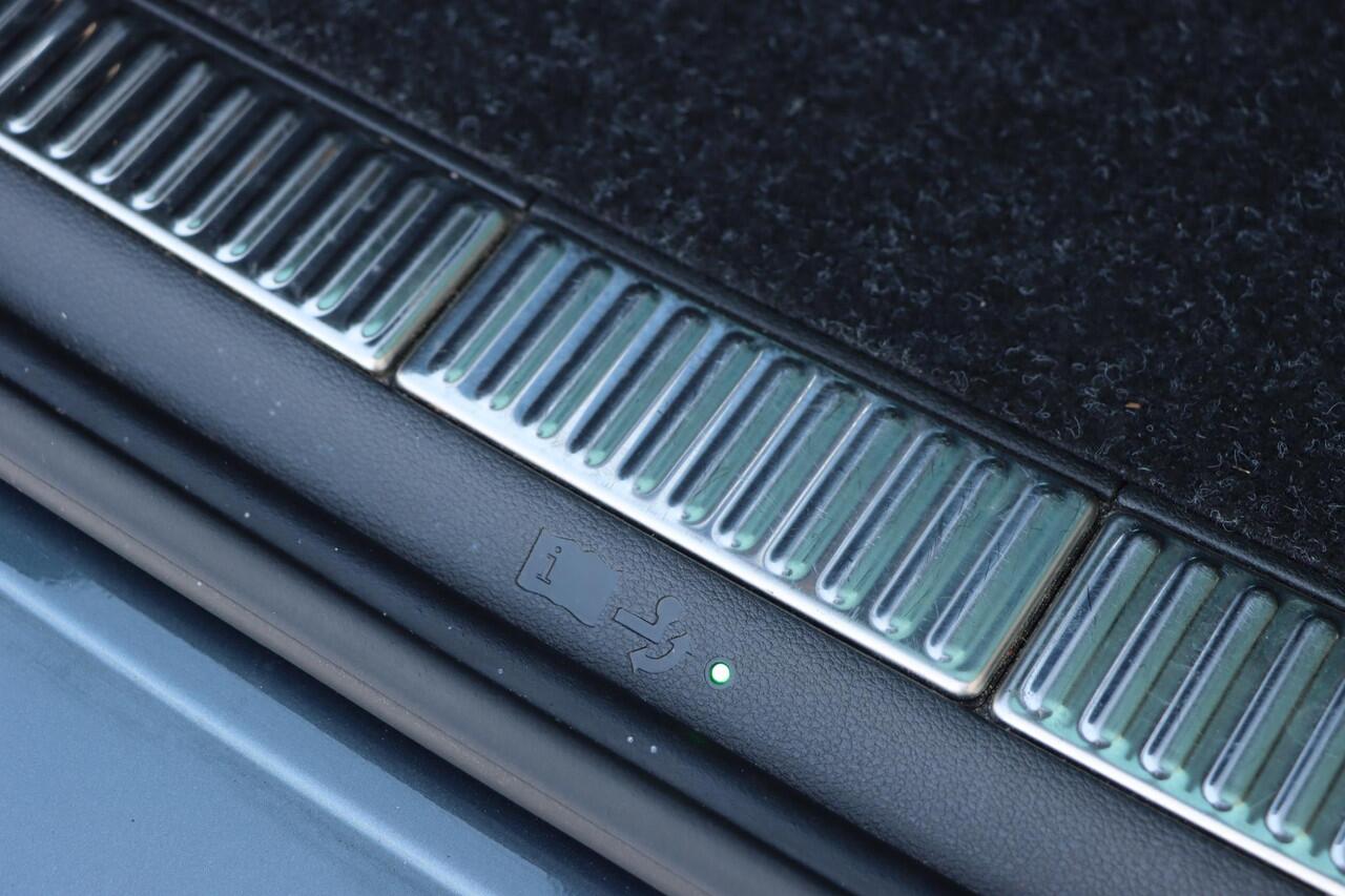 Skoda SUPERB Combi 1.4 TSI IV Laurin & Klement 218pk DSG6 | Trekhaak | Memory | Canton | Stuur+Stoelverwarming | Carplay