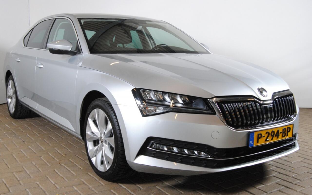 Skoda SUPERB 1.5 TSI Business Ed.| Apple Carplay | Stoelverwarming | Automaat