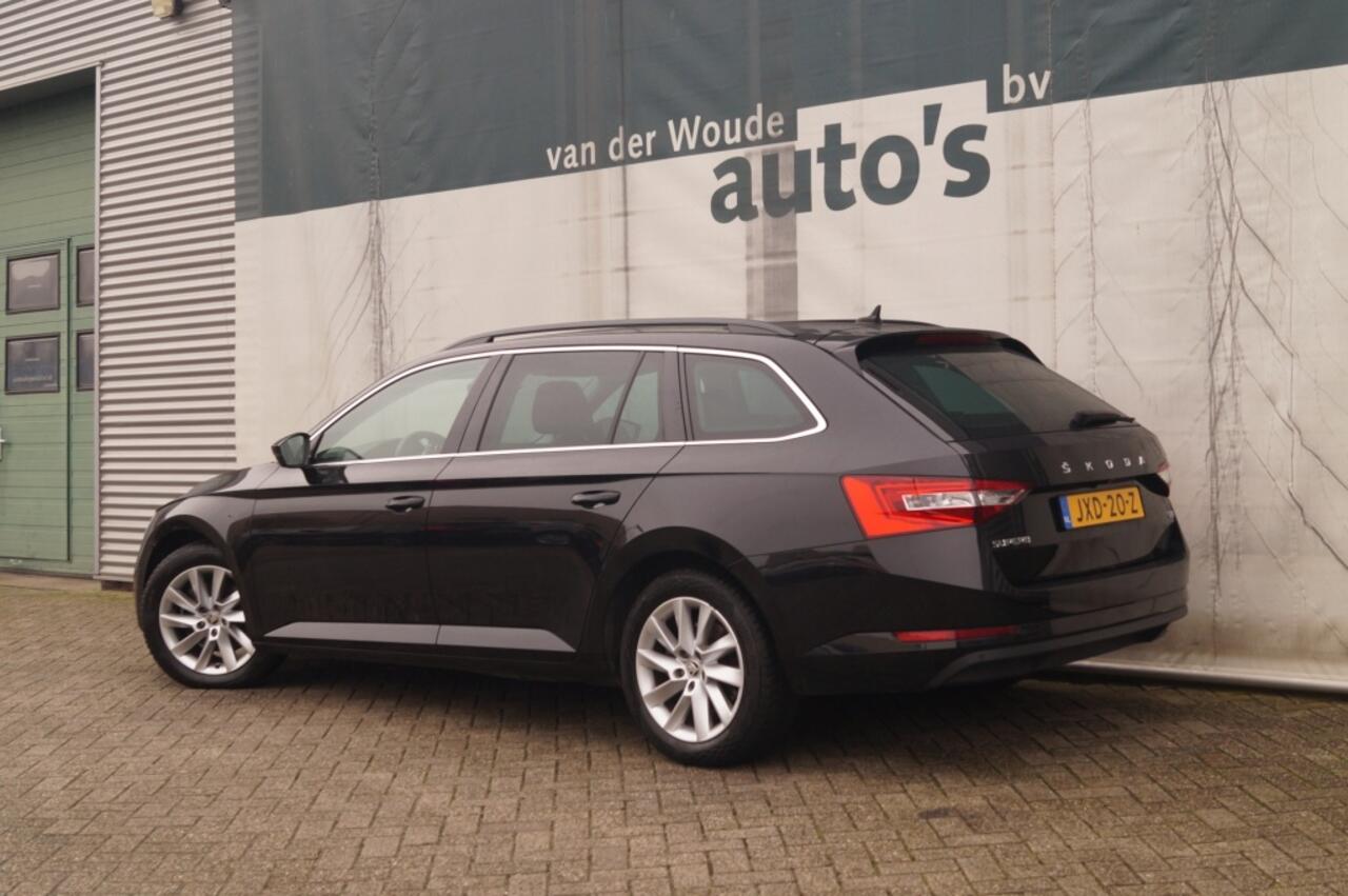 Skoda SUPERB Combi 1.4 TSI iV PHEV Business Edition Plus -NAVI-ECC-