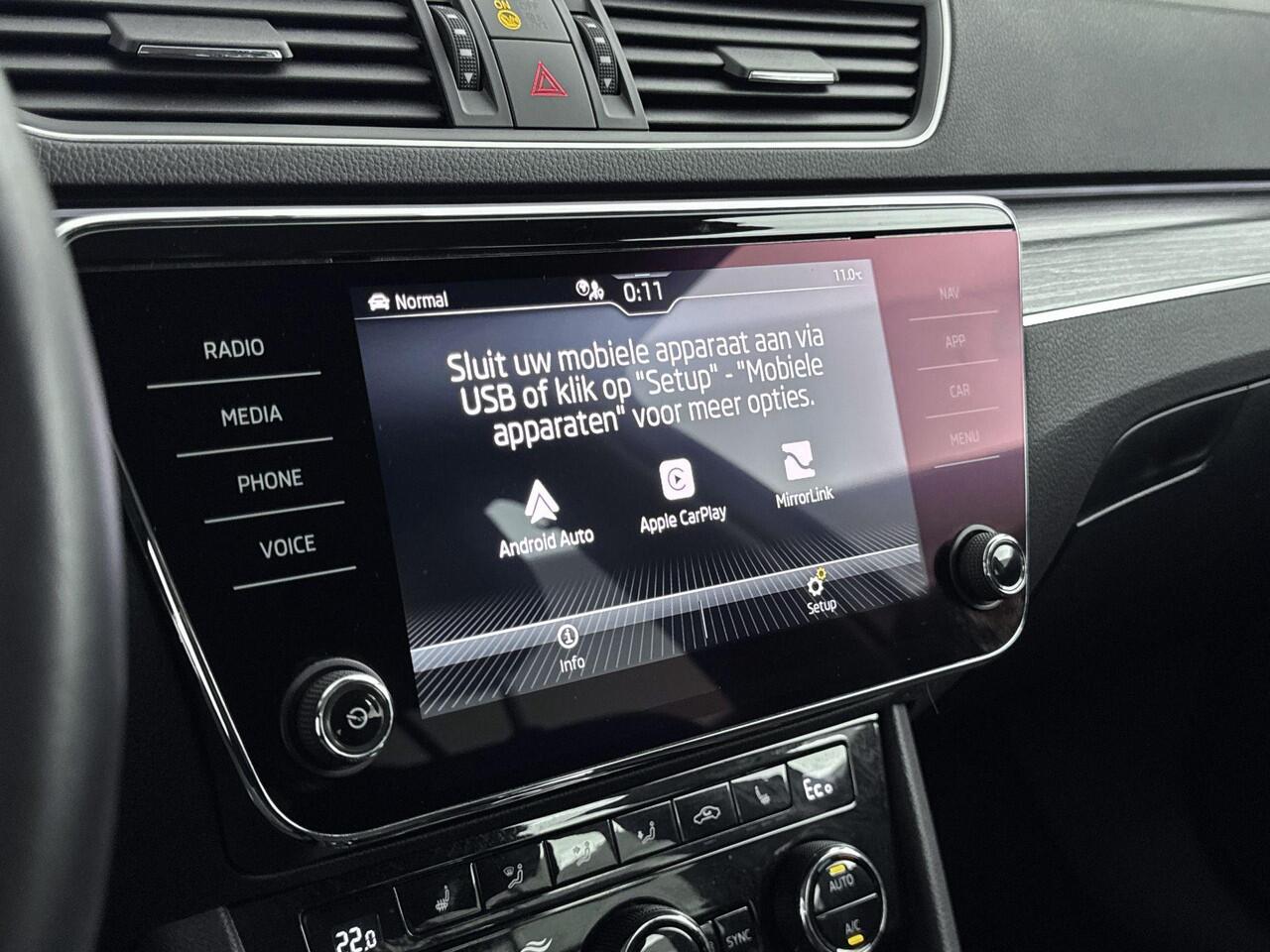 Skoda SUPERB Combi 1.4 TSI iV Business Edition Plus 218PK | Memory stoelen | Achteruitrijcamera | Navigatie | Stoelverwarming | Keyless | Virtual Cockpit | Climate Control | Apple CarPlay & Android Auto
