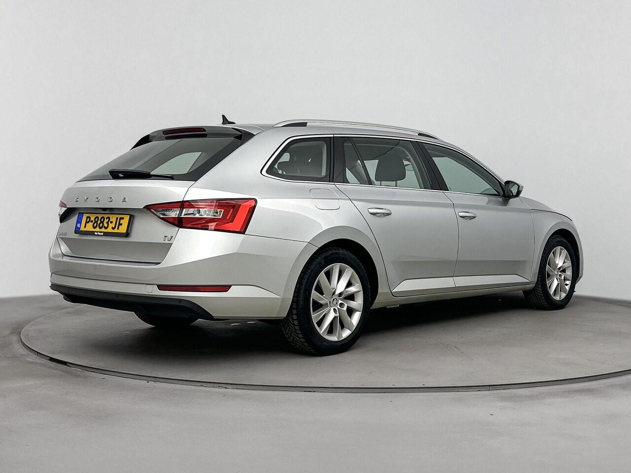 Skoda SUPERB Combi 1.4 TSI iV Business Edition Plus 218PK | Memory stoelen | Achteruitrijcamera | Navigatie | Stoelverwarming | Keyless | Virtual Cockpit | Climate Control | Apple CarPlay & Android Auto
