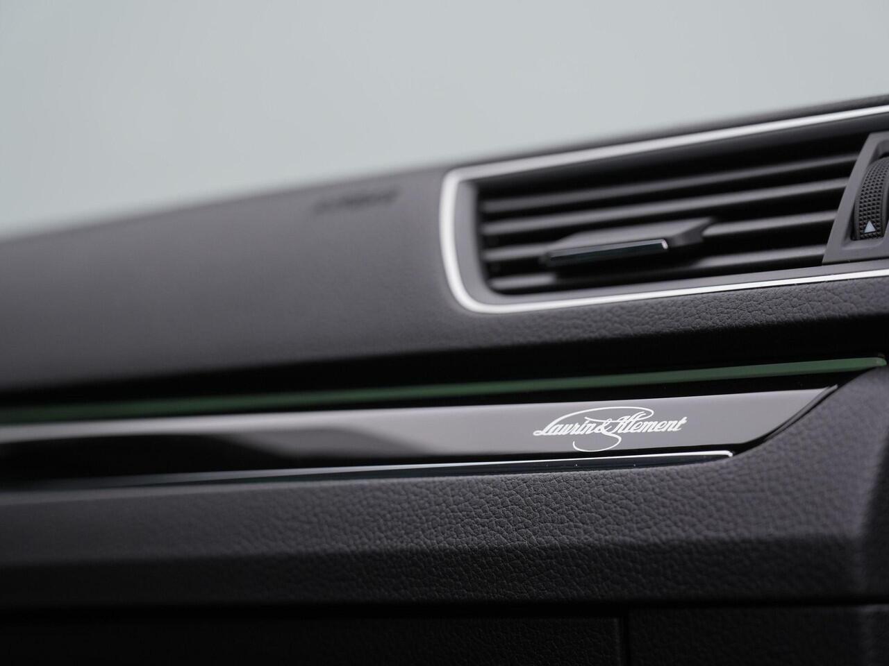 Skoda SUPERB 1.4 TSI iV 218 pk Laurin & Klement | Leder | Navigatie Columbus | Geheugenstoelen | Adaptief onderstel | Matrix LED | Canton
