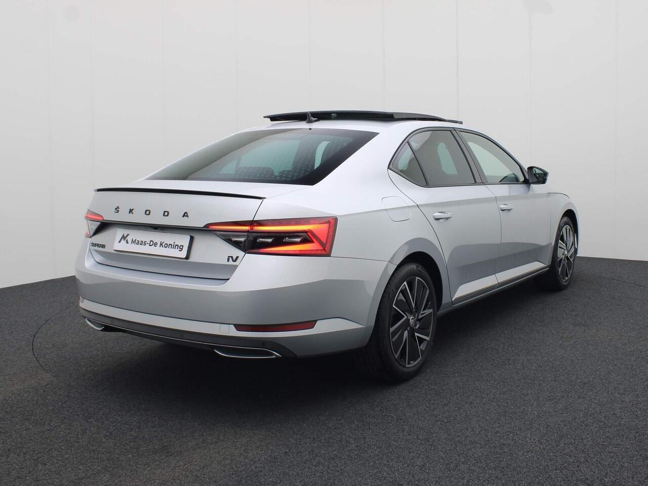 Skoda SUPERB 1.4 TSIiV 160kW/218PK Sportline DSG · Panoramadak · Navigatie · Leder/Alcantra · Garantie tot juni 2028 of 100000