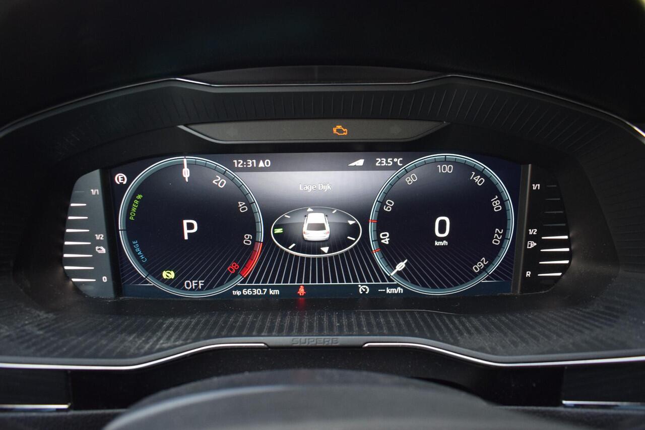 Skoda SUPERB Combi 1.4 TSI iV Bus. Edit. Plus met Virt/Cam/Stoelvw/Na