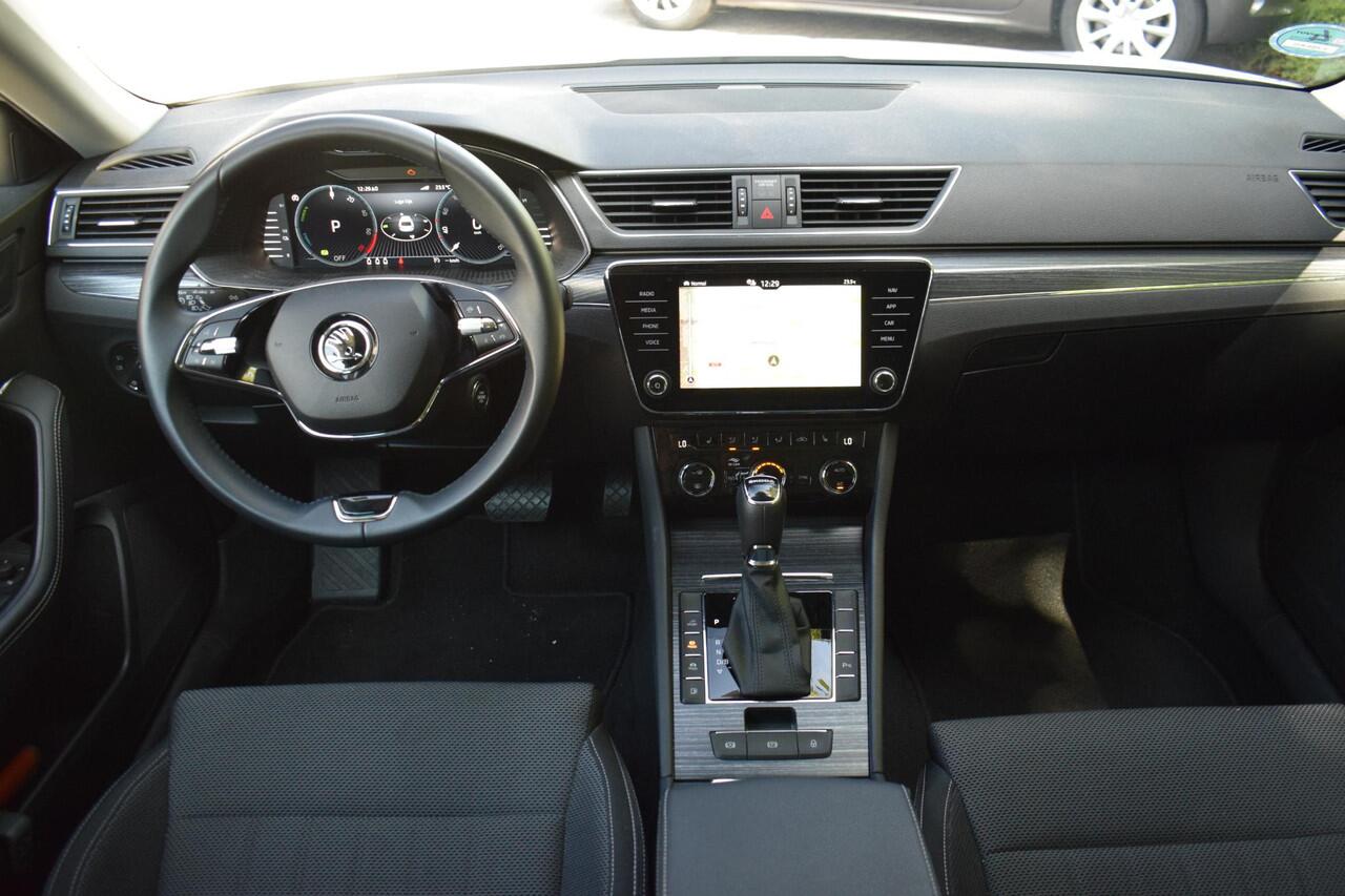 Skoda SUPERB Combi 1.4 TSI iV Bus. Edit. Plus met Virt/Cam/Stoelvw/Na