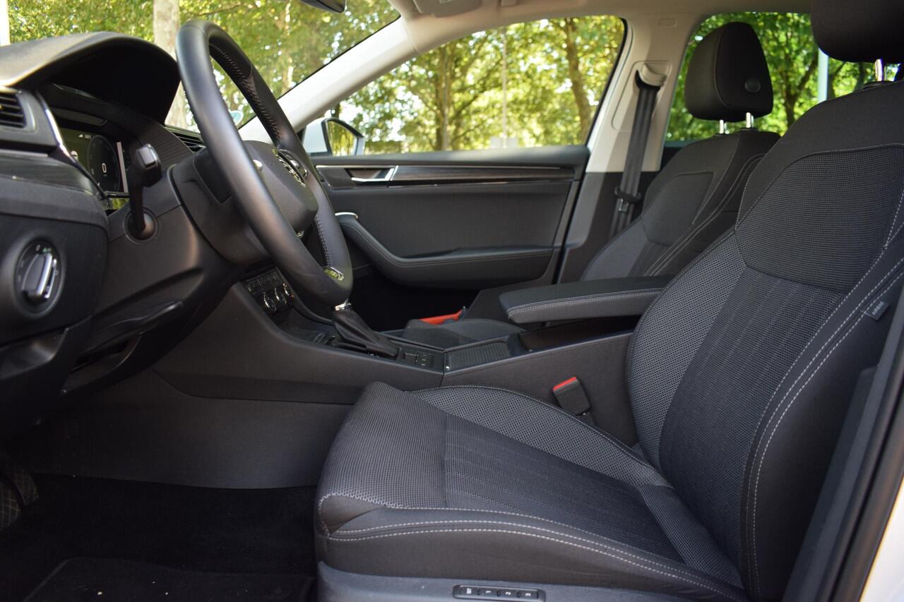 Skoda SUPERB Combi 1.4 TSI iV Bus. Edit. Plus met Virt/Cam/Stoelvw/Na