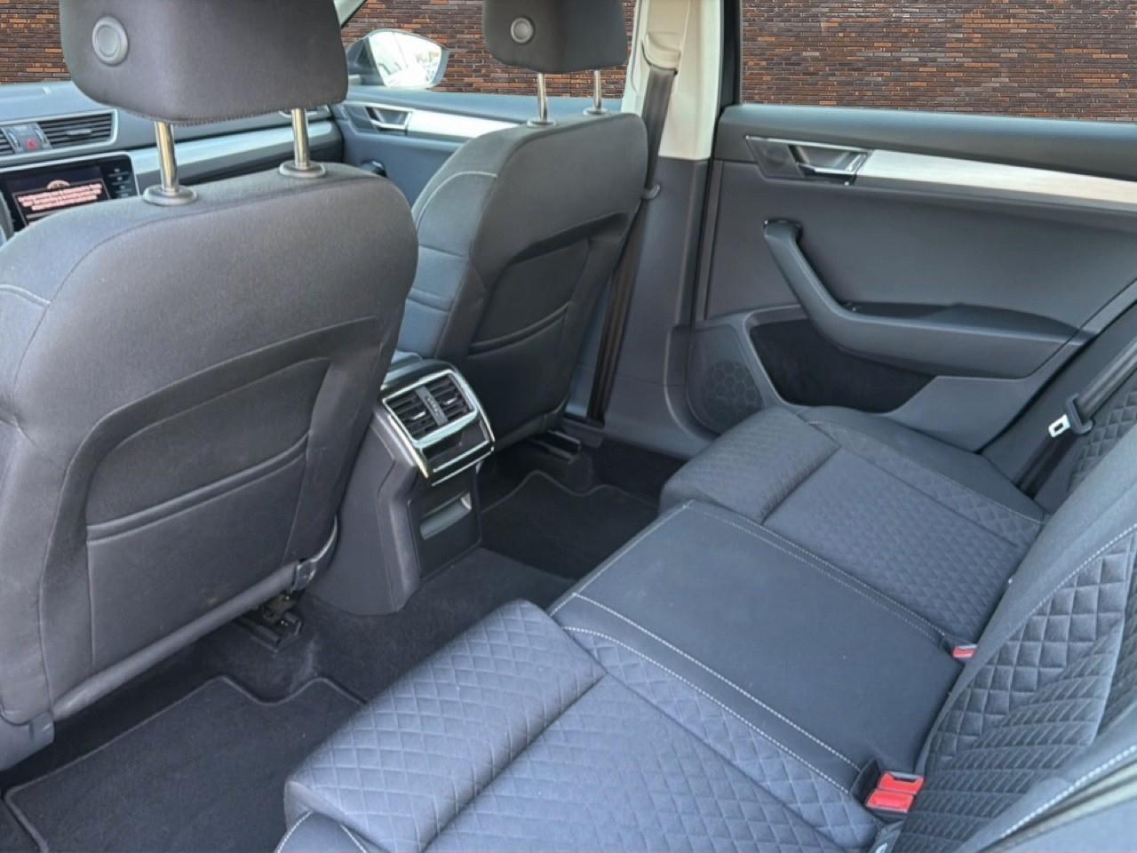 Skoda SUPERB Combi 1.5 TSI 150PK ECC LMV NAVI CRUISE