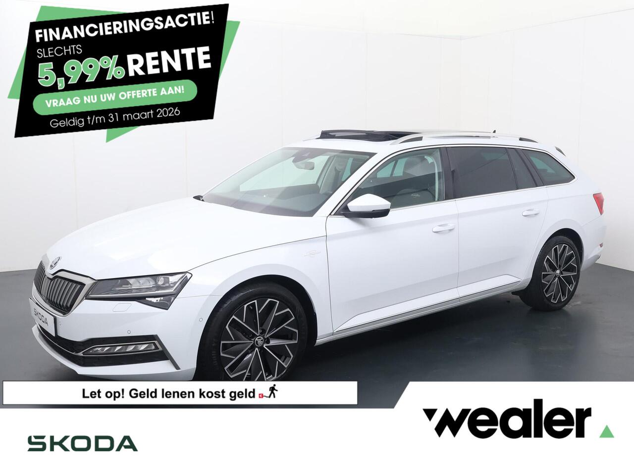 Skoda SUPERB Combi 1.4 TSI iV Laurin & Klement Edition | 218 PK | SoH 97% | Trekhaak | Panoramadak | 360 graden camera | Canton Audio | Lederen bekleding | Matrix LED koplampen |