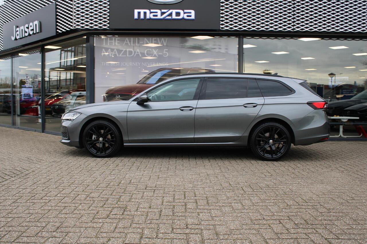 Skoda SUPERB Combi 1.5 TSI 150PK MHEV First Edition , Automaat, Trekhaak, Adap.Cruise, LMV 19 Inch, Apple Carplay, Camera, PDC, Stoelverwarming, All Season