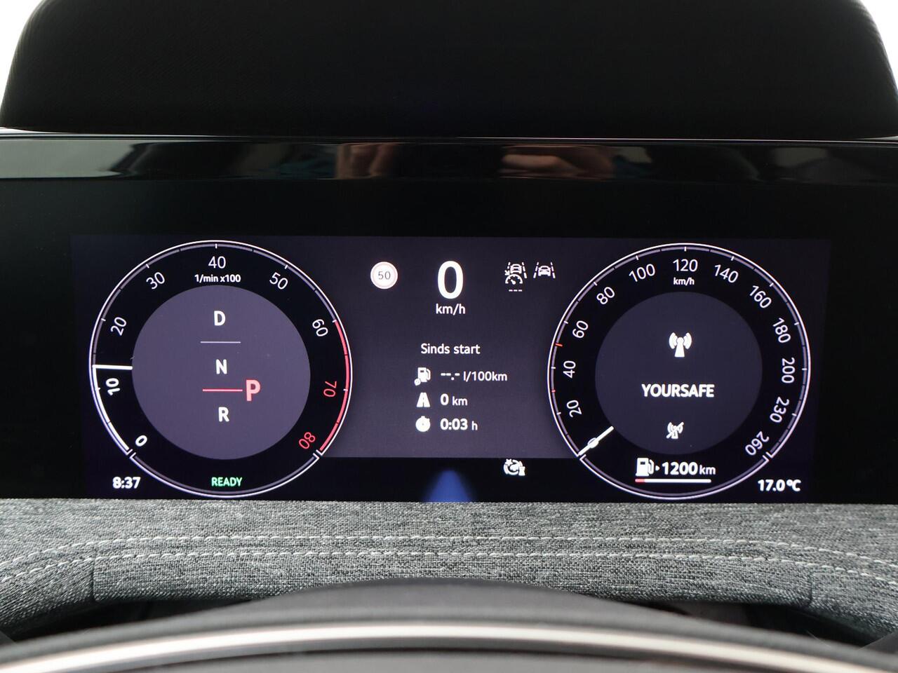 Skoda SUPERB Combi 1.5 TSI MHEV First Edition | 150 PK | Automaat | Trekhaak wegklapbaar | Panoramadak | Apple Carplay/Android Auto |