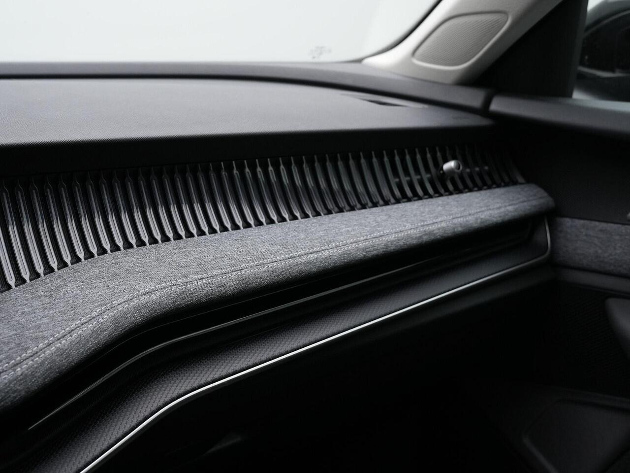 Skoda SUPERB Combi 1.5 TSI MHEV 150 pk DSG Selection | Trekhaak | Achteruitrijcamera | Stoelverwarming | Adaptive Cruise