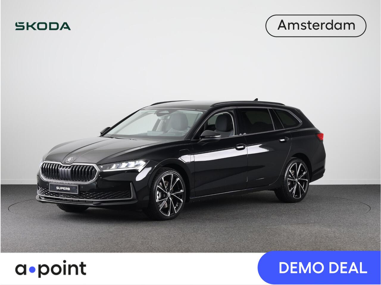 Skoda SUPERB Combi Business Edition 1.5 TSI PHEV 204pk | 19 inch | Elek. + massagestoelen | Stoelverwarming | Adaptive Cruise | Blind Spot | Navigatie | Camera |