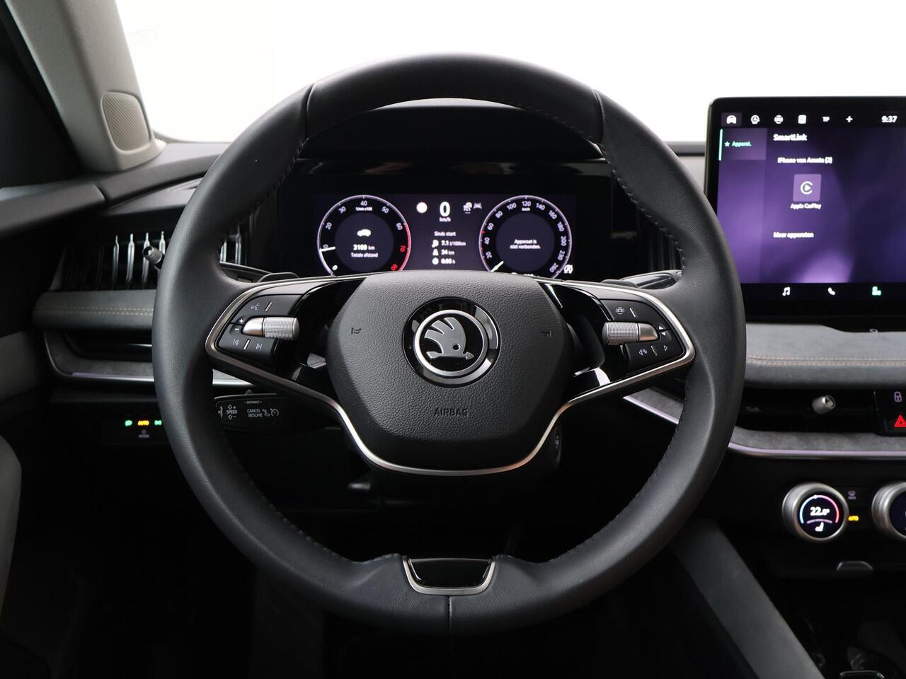 Skoda SUPERB First Edition 1.5 TSI m-HEV 150 pk DSG | Massagestoelen | Adaptieve cruise control | 18'' Lichtmetalen velgen | Achteruitrijcamera |