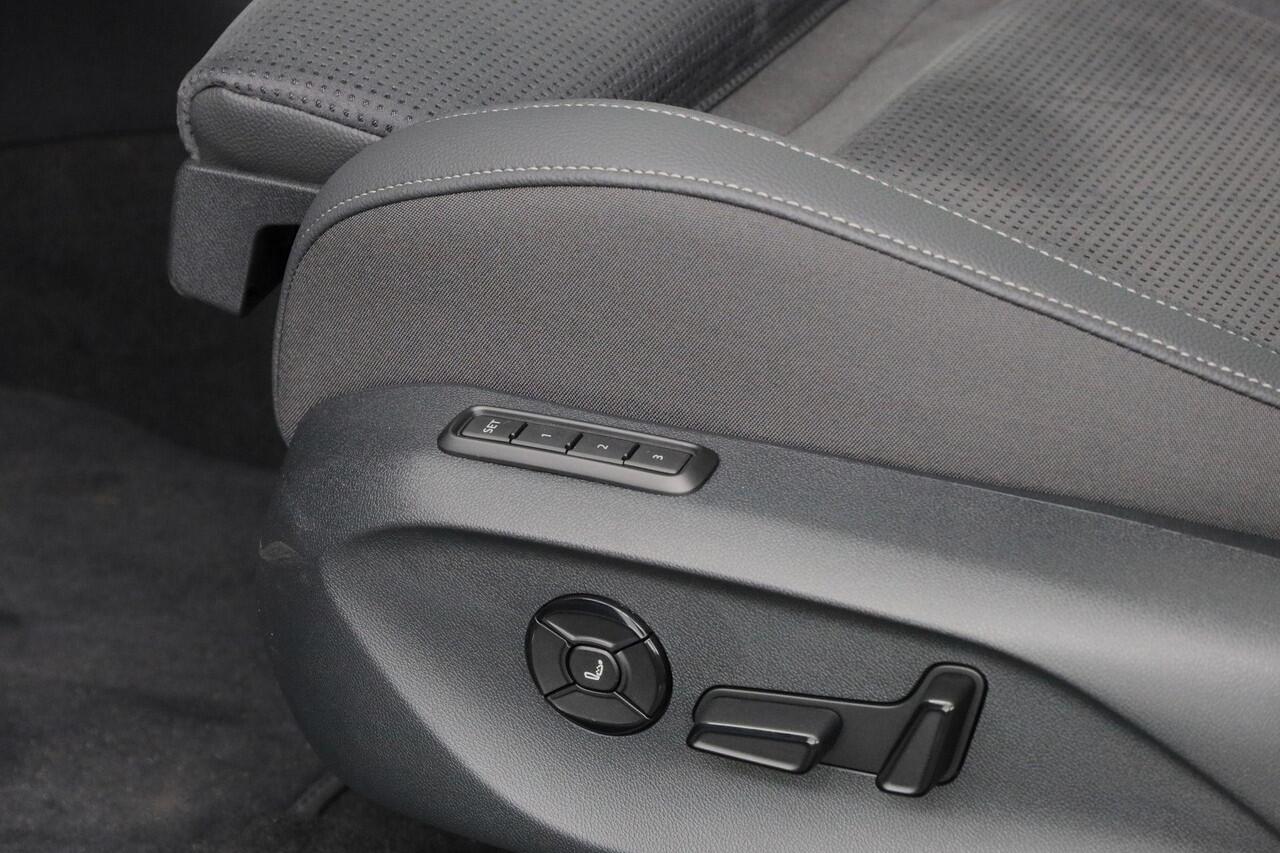 Skoda SUPERB combi Sportline Business 1.5 TSI PHEV 150 kW / 204 pk | Trekhaak | Canton sound