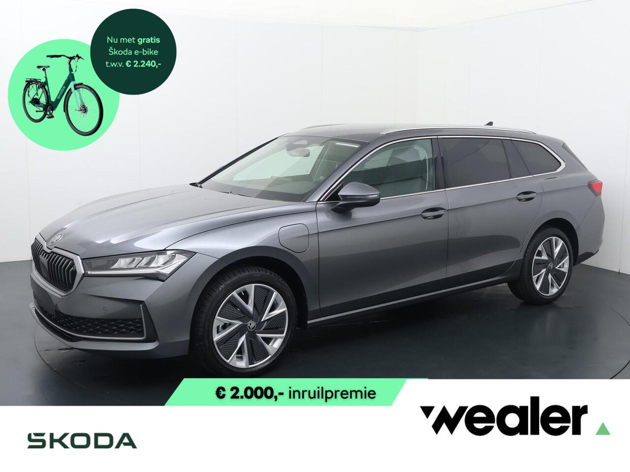 Skoda SUPERB Combi Business Edition 1.5 TSI PHEV 204 PK | Gratis E-Bike | Trekhaak | 18" Lichtmetalen velgen | Winter pakket |