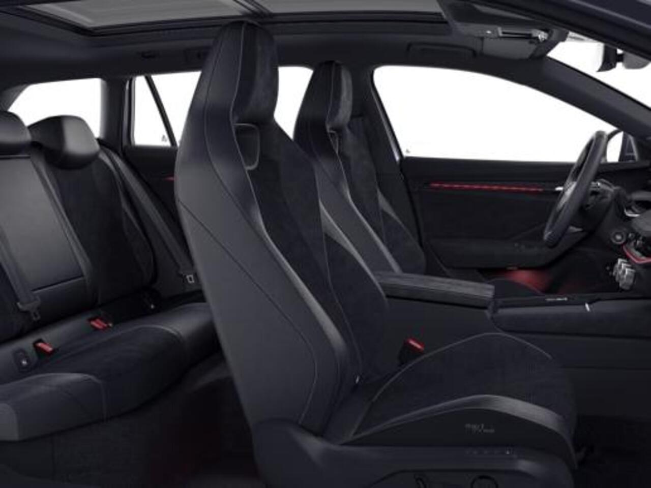 Skoda SUPERB Combi Sportline Business PHEV 1.5 TSI 204 pk 6 versn. DSG | Panoramadak | Trekhaak wegklapbaar