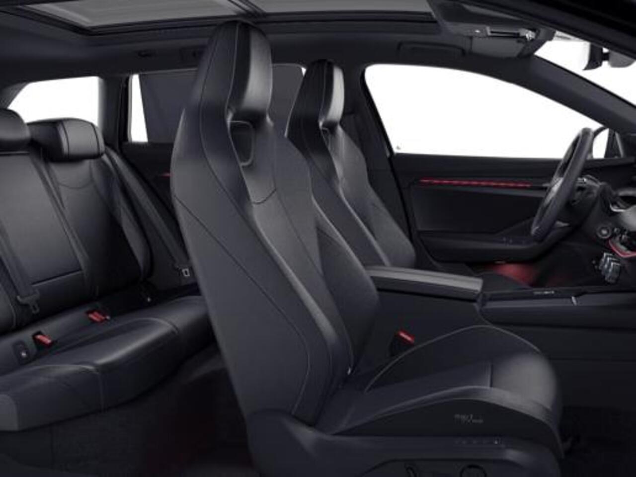 Skoda SUPERB Combi Sportline Business PHEV 1.5 TSI 204 pk 6 versn. DSG | Panoramadak | Wegklapbare trekhaak | Travel Assist Plus | Winterpakket | DCC | CANTON Soundsystem | Head-up display | Familie pakket