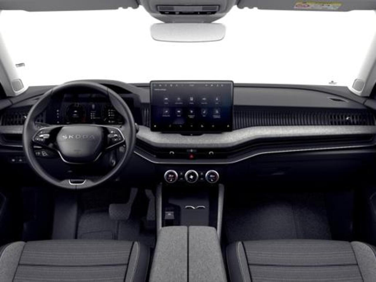 Skoda SUPERB Combi Business Edition PHEV 1.5 TSI 204 pk 6 versn. DSG | Trekhaak, wegklapbaar | Chrome pakket | Lichtmetalen velgen 18 inch Dofida zilver